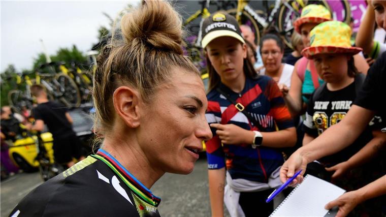 Pauline Ferrand-Prevot steht bei der Tour de France vor dem Gesamtsieg.