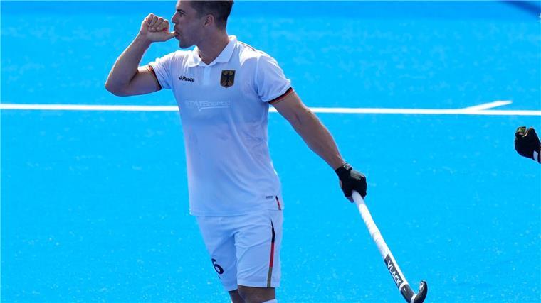 Hockey-Herren mit Baby-Jubel zum zweiten Sieg in Paris Peillat freut sich über zwei Tore - und auf ein Baby.