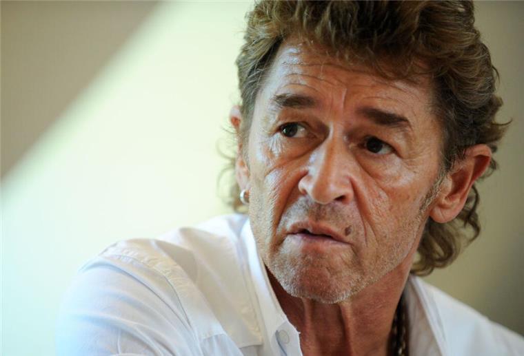 Auch Rocker werden älter: Peter Maffay wird 75 Peter Maffayschaffte den Wechsel vom Schlagersänger zum Deutsch-Rocker. (Archivbild)