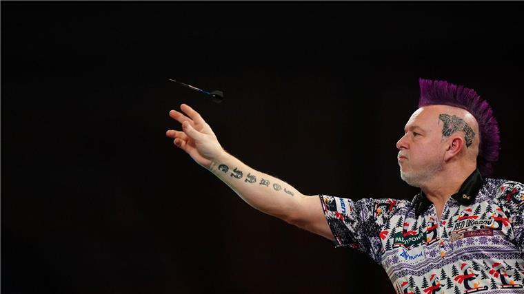 Ein Teenie und drei Weltmeister: Darts-WM in der Endphase Peter Wright schaffte gegen Weltmeister Humphries eine Überraschung.