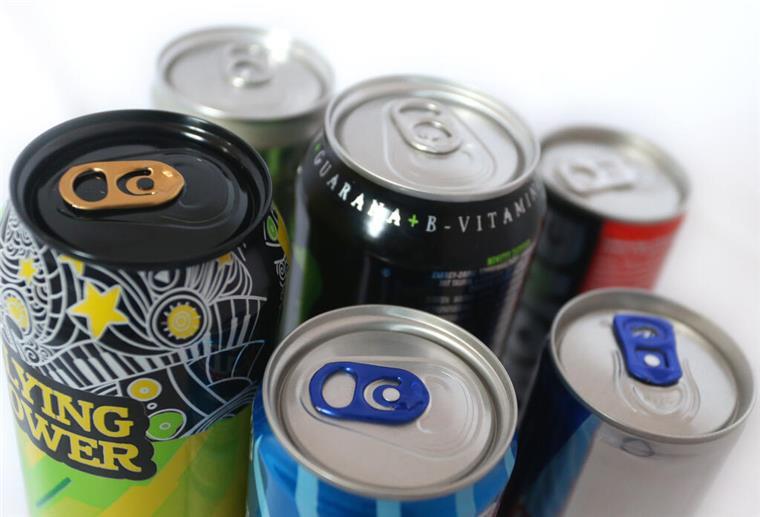 „Healthy“ Energydrinks im Test: Wenig Zucker, viel Image – kaum Wirkung Pflanzlich, natürlich, clean: „Healthy“ Energydrinks werben mit Gesundheit.