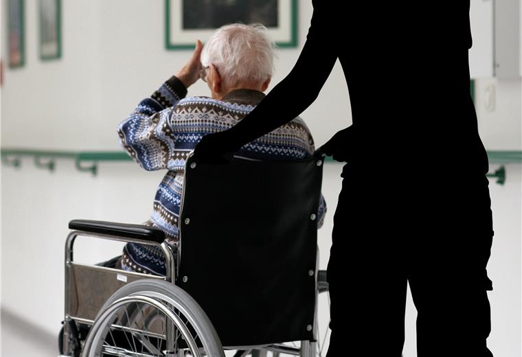 Pflegekraft bei Amarita wendet sich an die Öffentlichkeit Pflegebedürftige werden vernachlässigt, weil den Pflegern die Zeit fehlt. Für eine Pflegekraft aus dem Pflegeheim Amarita sind die Missstände in der Einrichtung nicht mehr tragbar.
