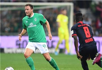 Philipp Bargfrede (links) bekommt keinen neuen Vertrag beim SV Werder Bremen.
