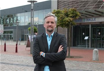 Plant einen Konzert-Marathon im September: Stadthallen-Chef Othmar Gimpel will in Bremerhaven neue Wege gehen.