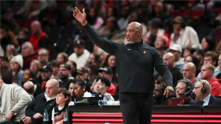 NBA-Coach Billups und Miami-Profi Rozier festgenommen Portlands Trainer Chauncey Billups wurde im Zuge von Untersuchungen zu illegalem Glücksspiel festgenommen.
