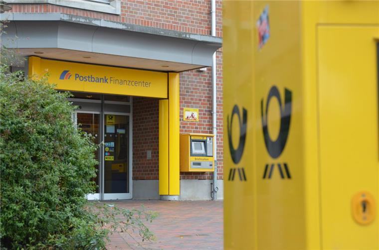 Überraschende Wende: Geschlossene Postfiliale in Zeven öffnet früher als geplant Post- und Postbank-Kunden können aufatmen: Die Filiale am Vitus-Platz in Zeven öffnet am morgigen Donnerstag wieder zu bestimmten Öffnungszeiten.