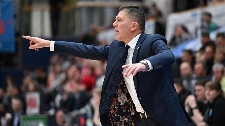 Oldenburgs Basketballer holen Meister-Coach Krunic zurück Predrag Krunic kehrt als Trainer zu seinem früheren Club zurück.
