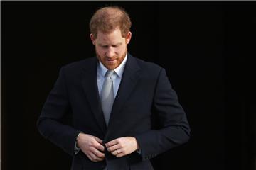 Prinz Harry hat sich mit Bedauern zu seinem Abschied von der Rolle als Mitglied der engeren Königsfamilie geäußert.  