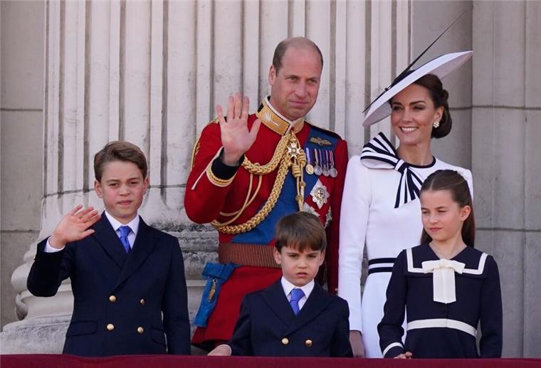 „Happy birthday Papa“: Prinz William feiert 42. Geburtstag Prinz William wird heute 42 Jahre alt.