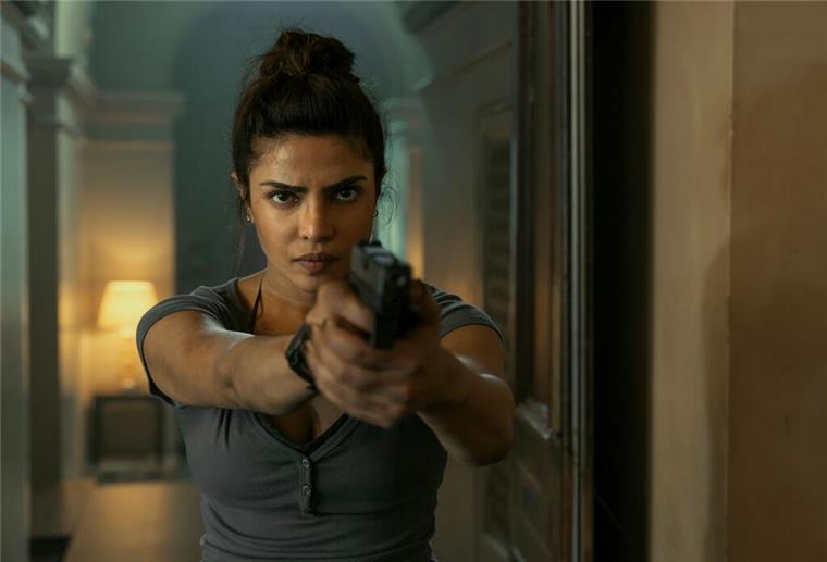 Actionkomödie „Heads Of State“: Staatschefs unter Feuer Priyanka Chopra Jonas spielt Agentin Noel Bisset.