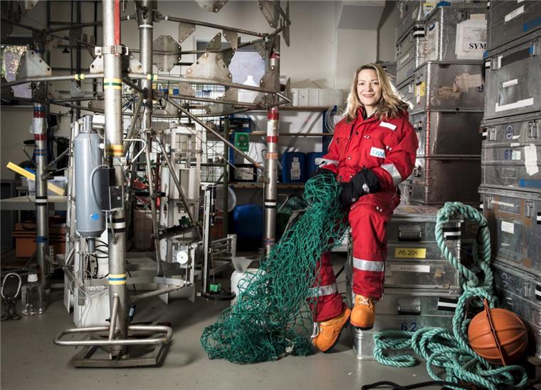 Ihr Herz schlägt für die Tiefsee: AWI-Direktorin Antje Boetius in der Losche Professor Antje Boetius' Herz schlägt für die Tiefsee.