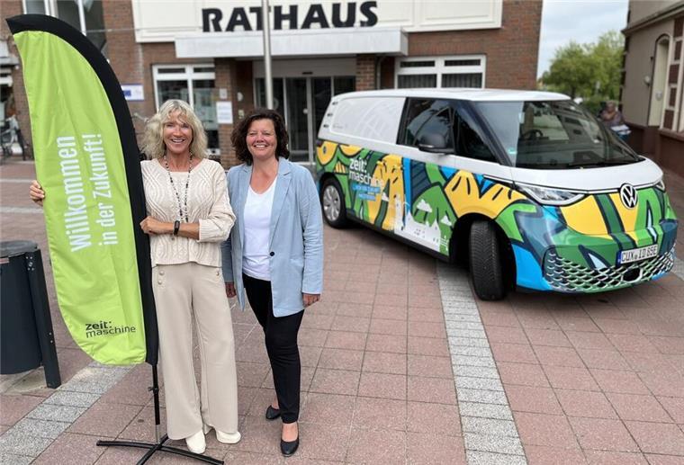Schrilles „Rathaus“ rollt durch Geestland Der neue VW-Bus
