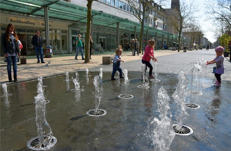 Fontänen-Brunnen in der Fußgängerzone