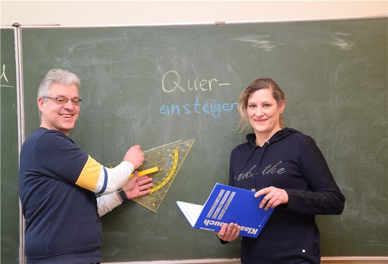 Nordenham: Quereinsteiger im Lehrerberuf werden immer wichtiger Quereinstieg in den Lehrerberuf: Thomas Kleinhaus und Kathrin Jahn fühlen sich in ihrem Beruf pudelwohl.