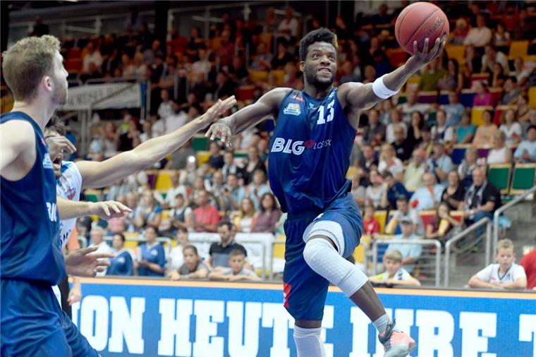 Eisbären gewinnen die Generalprobe gegen türkischen Erstligisten Quincy Diggs hatte im Testspiel gegen Büyükcekmece viele gute Szenen. Insgesamt erzielte er 18 Punkte.