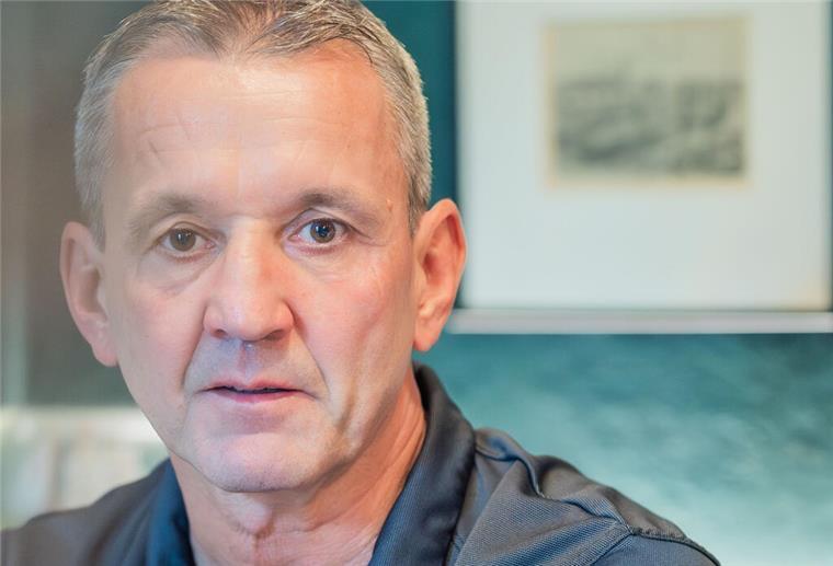 Internet-Gerüchte: Will Popiesch die Fischtown Pinguins nach der Saison verlassen? Räumt Pinguins-Trainer Thomas Popiesch am Saisonende seinen Arbeitsplatz?