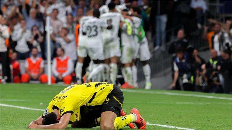 2:0-Führung verspielt: Dortmund verliert 2:5 bei Real Madrid Ramy Bensebaini und seine Dortmunder Teamkollegen müssen sich nach einem famosen Start am Ende doch ärgern.