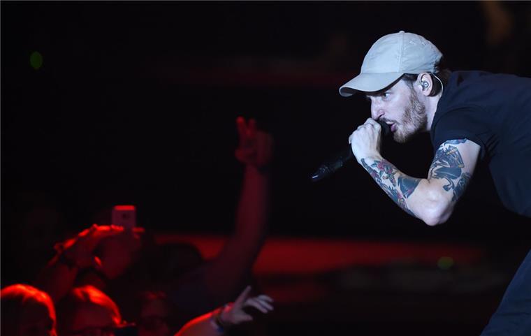 Rapper Benjamin Griffey alias Casper ist nach den Toten Hosen der zweite bestätigte Headliner für das Deichbrand-Festival vom 19. bis 22. Juli 2018 am Seeflughafen in Nordholz.
