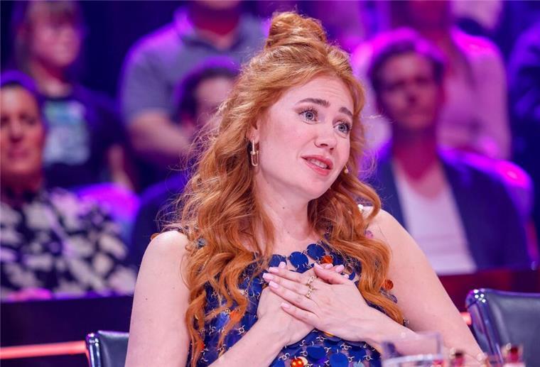 „The Masked Singer“: Sebastian Krumbiegel war das Krokodil Rateteam-Mitglied Palina Rojinski geht das Herz auf.
