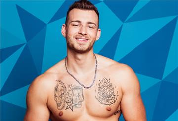 Reichen Muckis und ein strahlendes Lächeln für das Herz seiner Traumfrau und die 50.000 Euro Siegprämie bei „Love Island“? Luca aus Debstedt hofft es. 