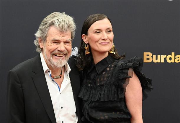 Superstars, Glanz und berührende Momente bei „Bambi“-Gala Reinhold Messner und seine Frau Diane sind auch Gäste beim Bambi.