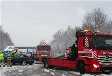 Ein Verkehrsunfall auf der A27.
