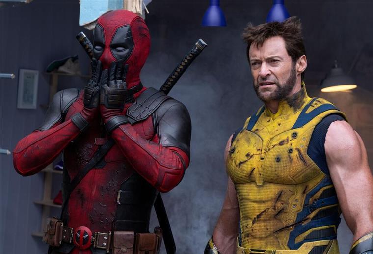 Wie Ryan Reynolds und Hugh Jackman Marvel beleben Reynolds und Jackman in ihren ikonischsten Filmrollen.