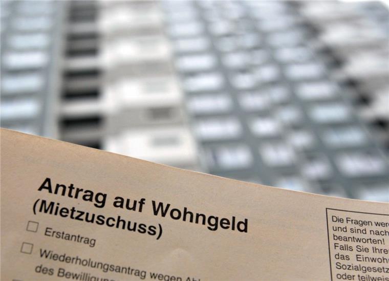 Schließung Wohngeldstelle: "Wir müssen uns entschuldigen" Robert Bücking (Grüne) entschuldigt sich für due zweiwöchige Schließung der Wohngeldstelle.