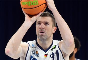 Robert Oehle ist ein wichtiger Spieler für die Eisbären. Mit dem Einsatz des Centers im Heimspiel gegen Schwenningen sieht es gut aus.