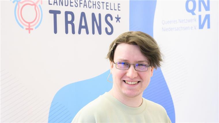 Hunderte Personen ändern Geschlechtseintrag und Vornamen Robin Ivy Osterkamp von der Landesfachstelle Trans* bezeichnet das neue Selbstbestimmungsgesetz als „Meilenstein.“