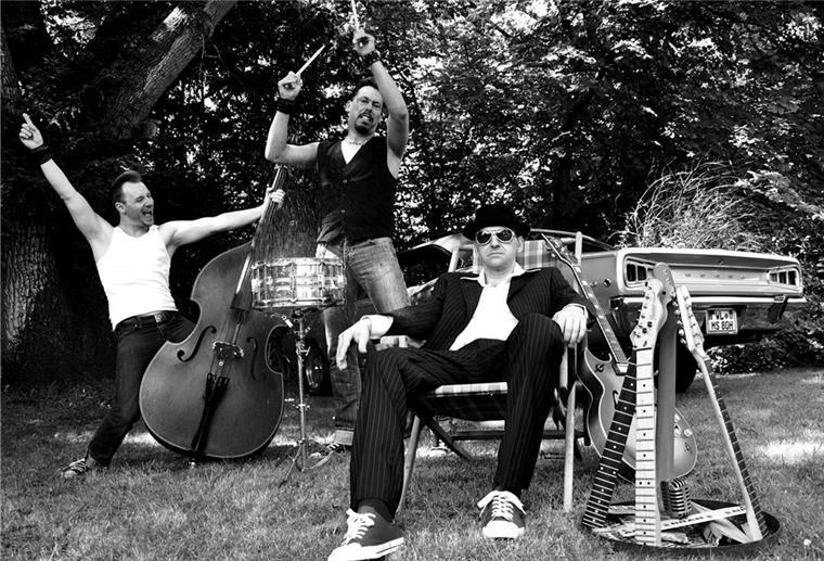 Rockabilly mit Mikel Onetwo im Blue Bay Rockabilly & Rock‘n‘Roll bringen den Spadener See in Wallung.