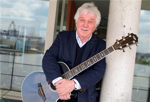 Rolf Zuckowski hat ein neues Lied veröffentlicht. Helgoland-Fans werden sich freuen.