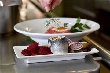 Rollmops und Labskaus muss jeder Tourist mal probiert haben.