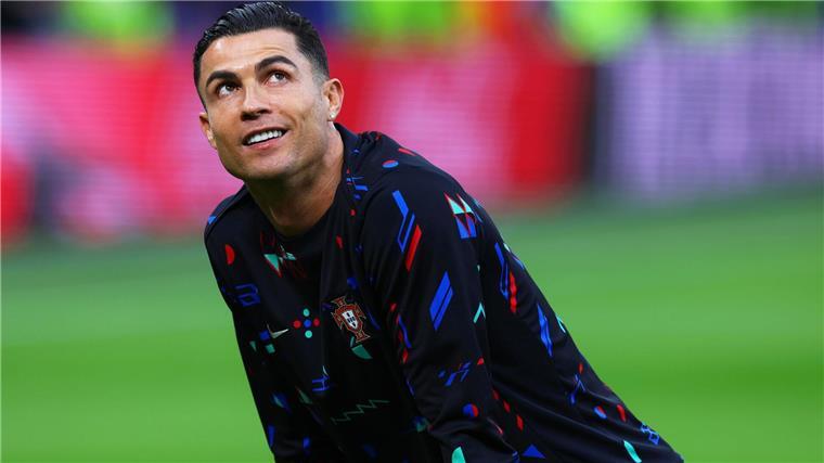 Soziale Netzwerke: Ronaldo knackt die Milliarden-Grenze Ronaldo freut sich über zusammengerechnet über eine Milliarde Follower in den sozialen Netzwerken.