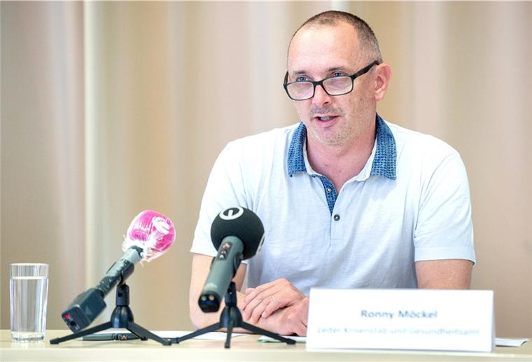 Corona-Obergrenze: Bremerhaven berät heute über Maßnahmen Ronny Möckel, Leiter des Krisenstabes und Leiter des Gesundheitsamtes in Bremerhaven, wird heute über den aktuellen Stand informieren.