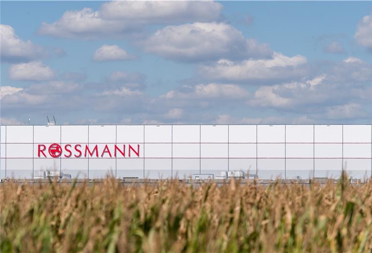 Rossmann ruft vorsorglich FFP2-Masken zurück Rossmann-Kunden können die Schutzmasken zurückgeben und bekommen den Kaufpreis erstattet.