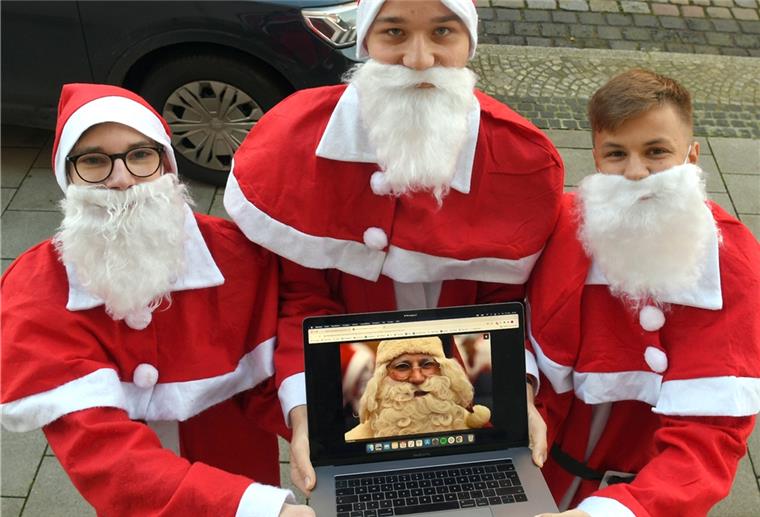 Bremerhavener Studenten erfinden Online-Weihnachtsmann Rouven Dücomy, Leon Schütz und Thimo Wieschiolek bieten Eltern einen besondern Service zu Weihnachten an.