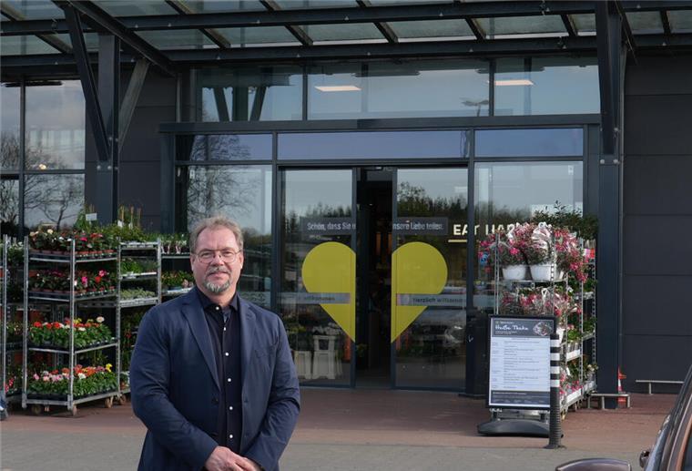 Sein Gen heißt Edeka: Kaufmann Roy Schomacker feiert Jubiläum Roy Schomackers