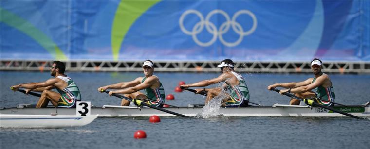 Olympia: Deutsche Ruderer hoffen auf Gold Rudern ist anstrengend. Für Deutschland sind am Mittwoch in Rio Medaillen drin.