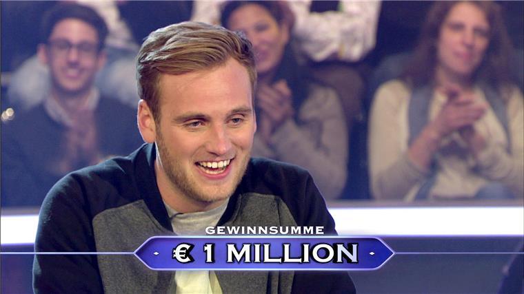 Rückblick ins Jahr 2015: Leon Windscheid aus Münster beantwortet die 1-Million-Frage in der RTL-Sendung "Wer wird Millionär?".