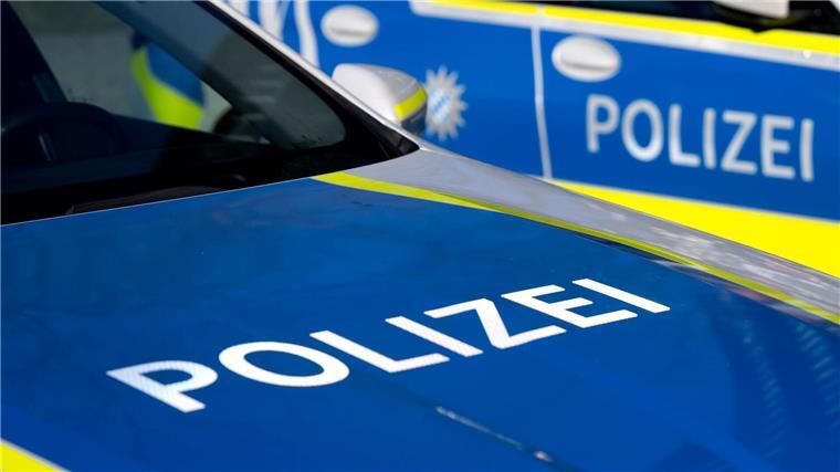 Festnahmen bei Razzien gegen den Kokainhandel Rund 100 Einsatzkräfte durchsuchten bei Razzien gegen den Kokainhandel Wohnungen, Häuser und einen Kulturverein. (Symbolbild)