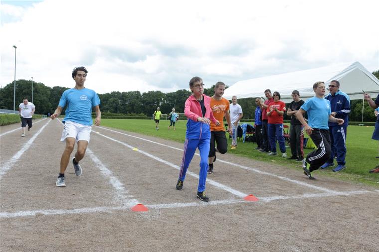 Sportabzeichen: 100 Bremerhavener erfüllen die Kriterien Rund 100 Teilnehmer haben bei der Leher Turnerschaft die Kriterien für das Deutsche Sportabzeichen erfüllt.