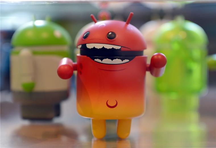 Sicherheitslücke bei Millionen Android-Smartphones Rund 900 MiIllionen Android-Geräte sollen nach Angaben einer Sicherheitsfirma anfällig für Hackerattacken sein.