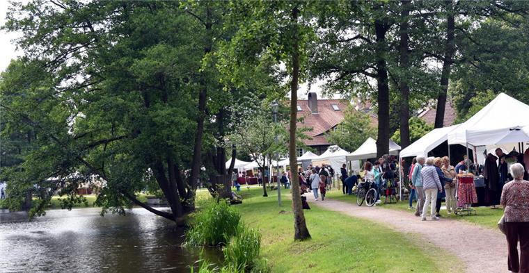 Große Kunstmeile in Sittensen Pavillons am Mühlenteich