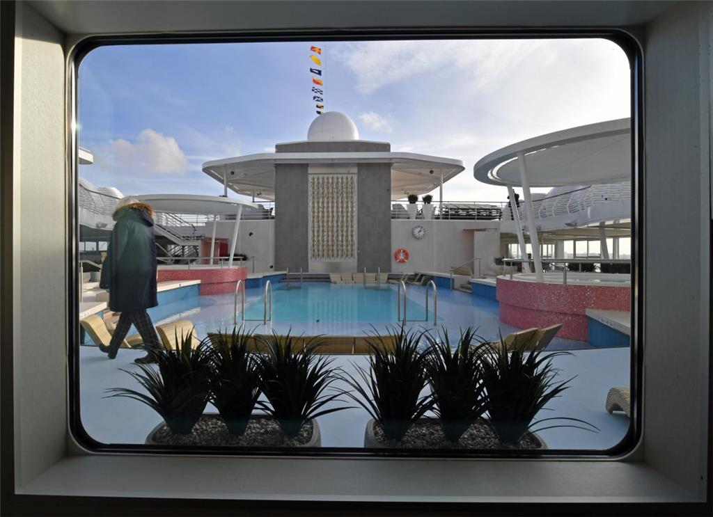 Rundgang auf der &quot;Mein Schiff 2&quot; in Bremerhaven. Foto: Scheschonka