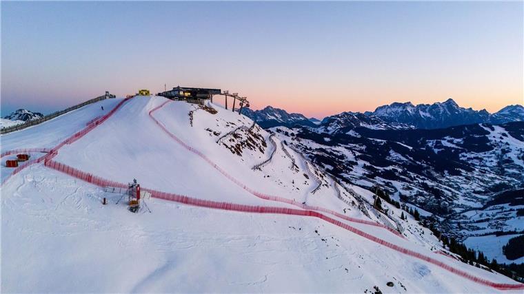 Zweifel vor Ski-WM? DSV-Team beschwört Geist von Cortina Saalbach verspricht der Ski-Nation Österreich ein großes Spektakel.