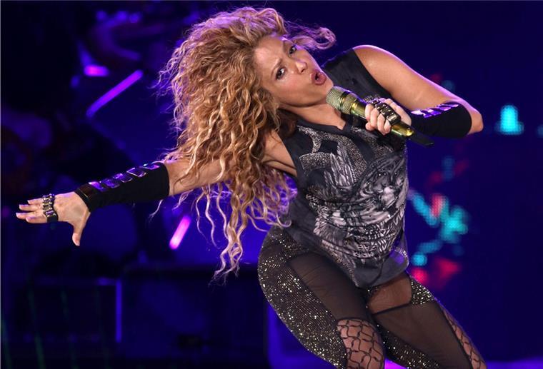 Sängerin Shakira hört eigene Musik nicht gerne Sängerin Shakira sind die eigenen Lieder manchmal sogar peinlich.