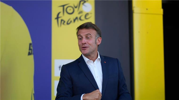 Sah das Spektakel in den Pyrenäen live: Präsident Macron.