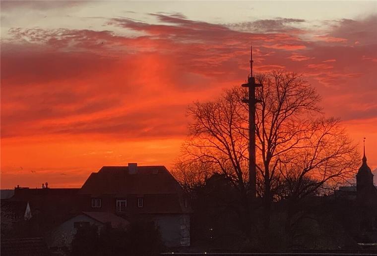 Saharastaub: Gefährliches Farbenspiel am Abendhimmel? Saharastaub