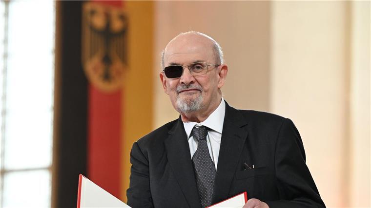 Salman Rushdie - Meistererzähler und Hassobjekt Salman Rushdie wurde in der Paulskirche mit dem Friedenspreis des Deutschen Buchhandels ausgezeichnet.